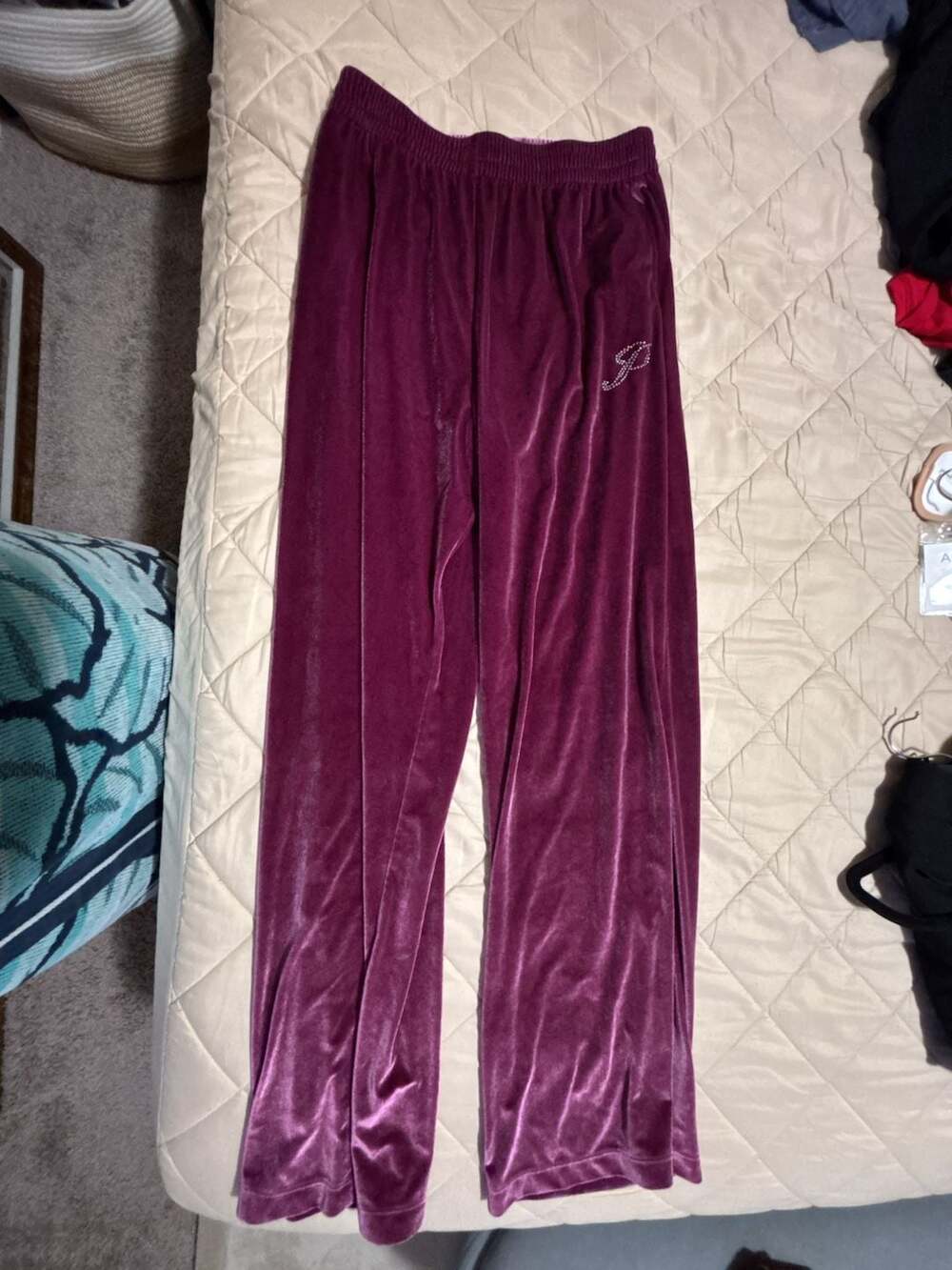 Victoria's Secret PINK Velour Rhinestone Logo Lounge Pants Size M
